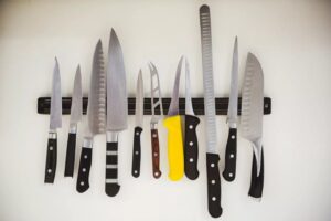 A Good Set of Kitchen Knives