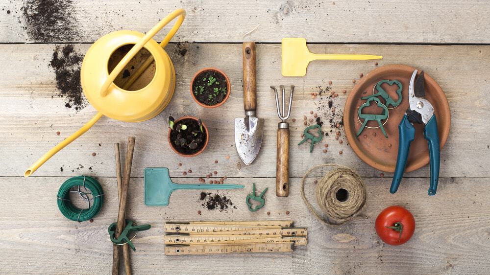 Hand tools for gardening